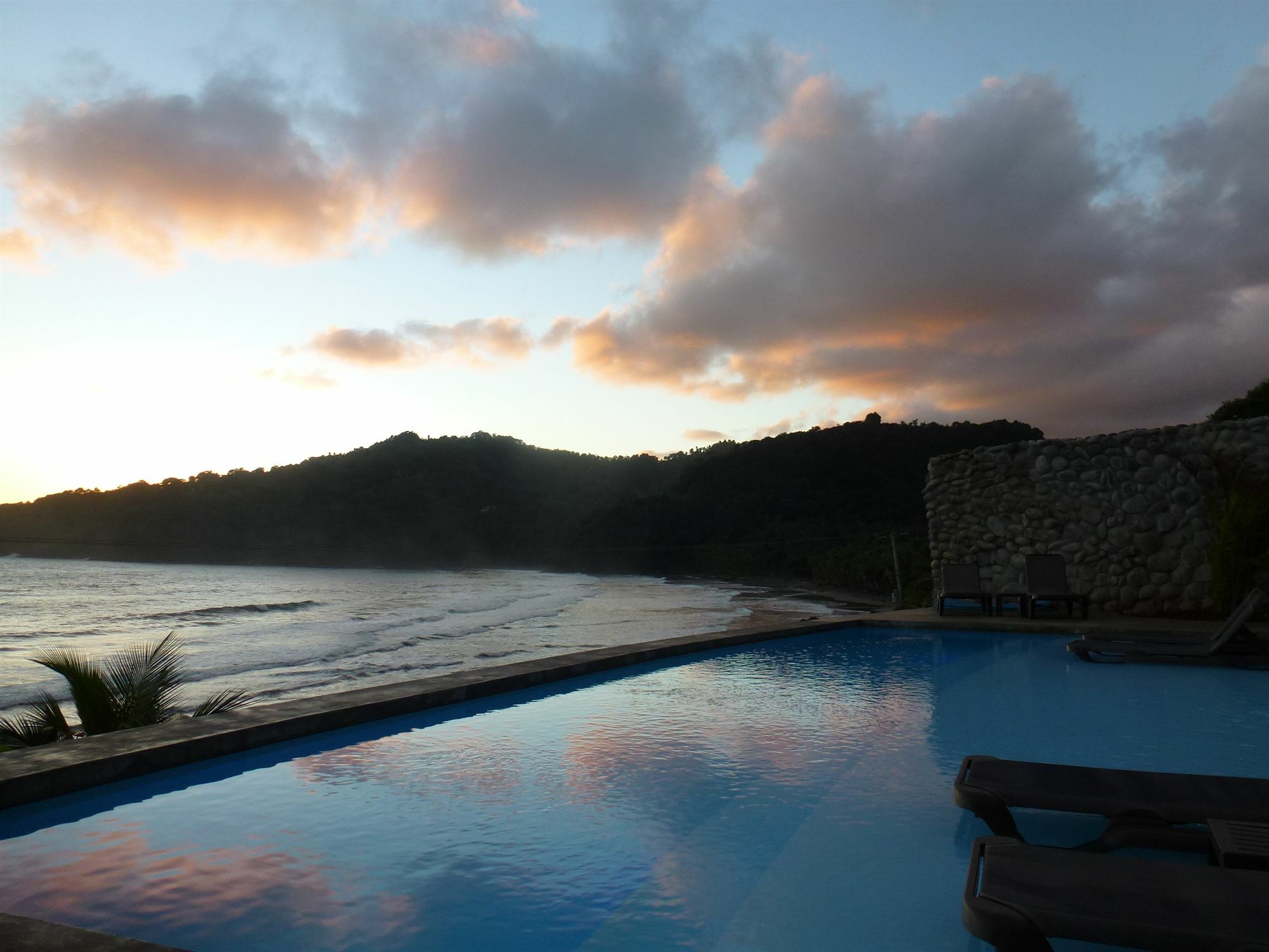 Pagua Bay House - Oceanfront Cabana'S Мариго Экстерьер фото