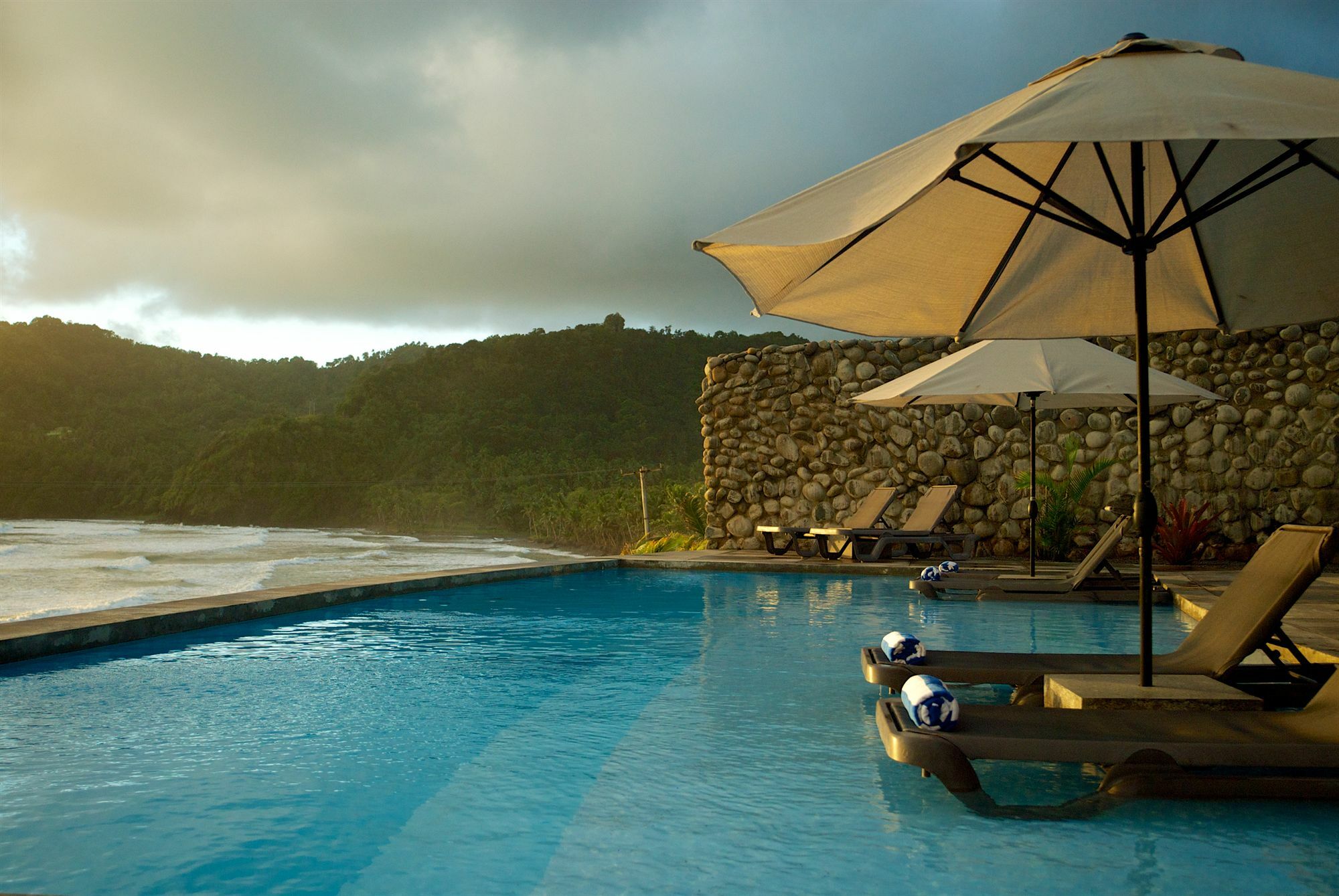 Pagua Bay House - Oceanfront Cabana'S Мариго Экстерьер фото